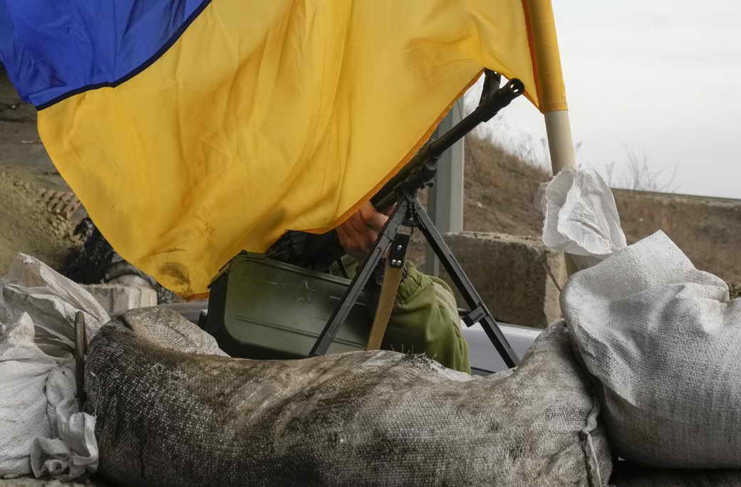 Минобороны заявило о блокаде националистами мирных жителей Харькова