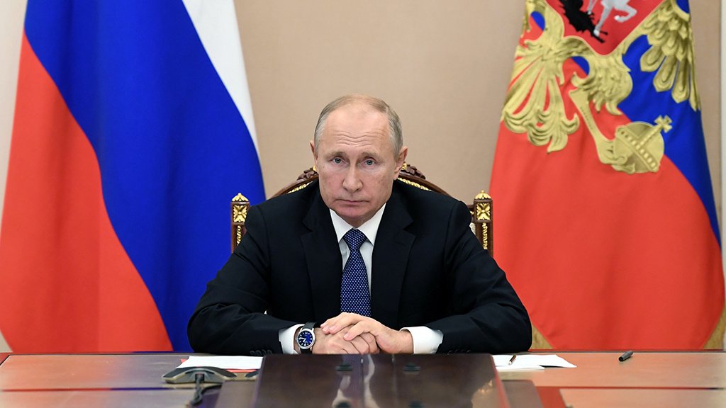 Путин за 2021 год заработал 10,2 млн рублей
