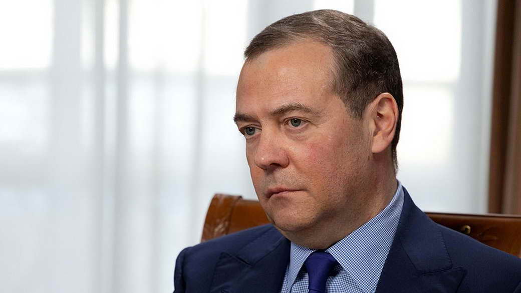 Медведев заявил, что санкции против России уже возвращаются на Запад бумерангом Медведев заявил, что санкции против России уже возвращаются на Запад бумерангом