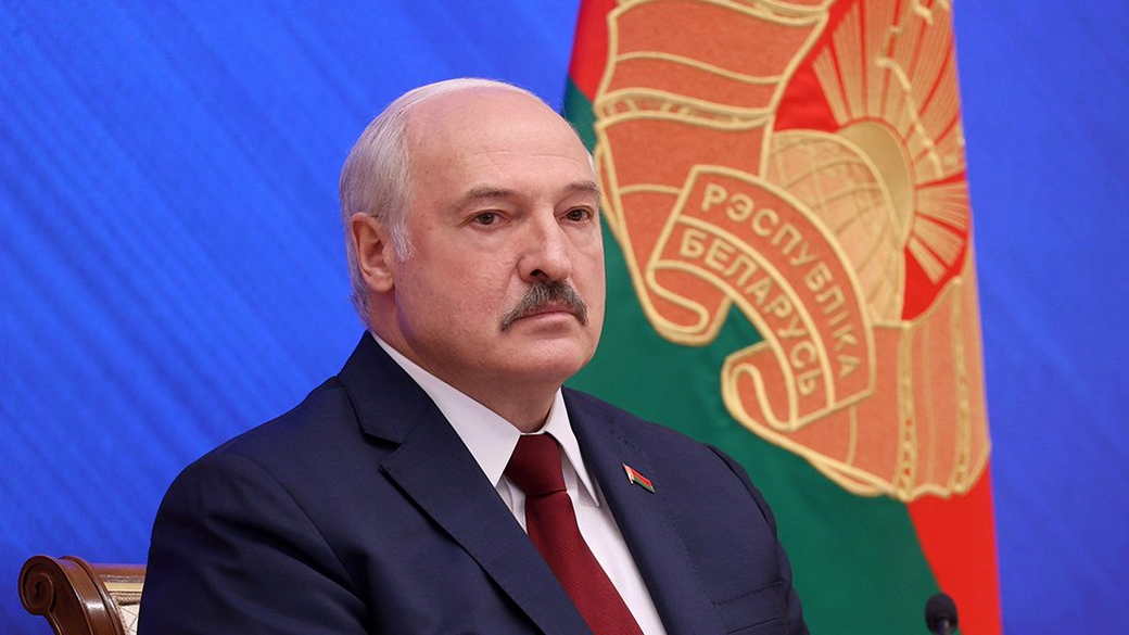 Лукашенко назвал условие для завершения конфликта на Украине за неделю