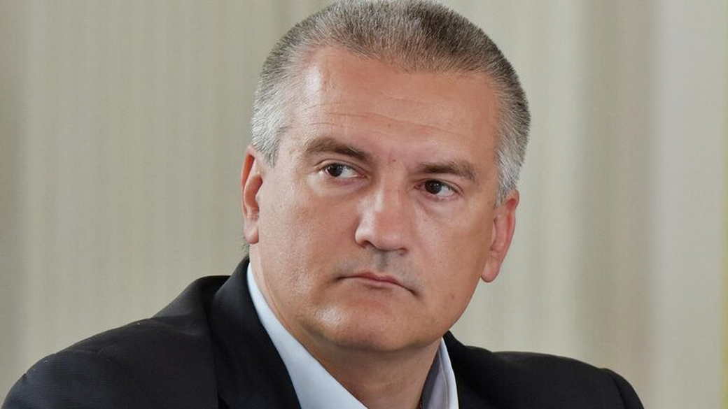 Аксенов заявил, что все переговоры с Киевом о статусе Крыма бесполезны