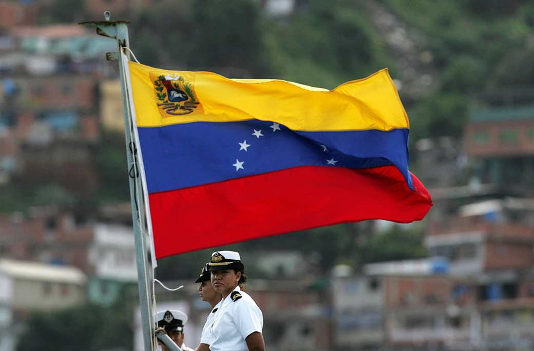 Венесуэла подтвердила снятие санкций США на работу нефтяников в стране
