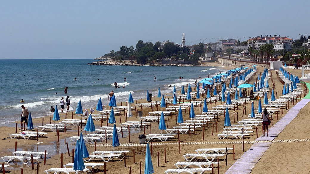 Российских туристов решили заманить в Турцию огромными скидками