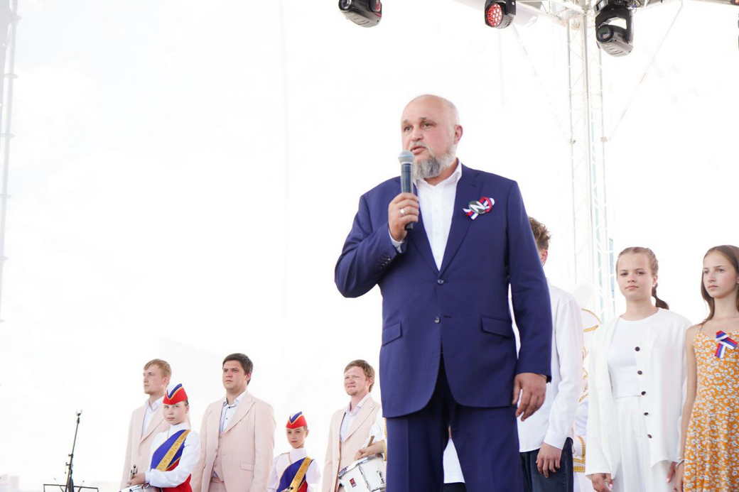 Губернатор КуZбасса Сергей Цивилев поздравил жителей региона с Днем России