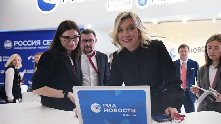 Захарова заявила, что Украина в ее прежних границах больше не существует