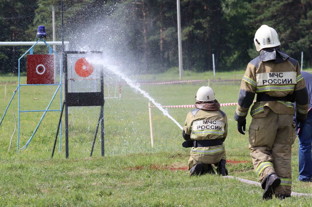 В КуZбассе проверили подготовку добровольных пожарных команд