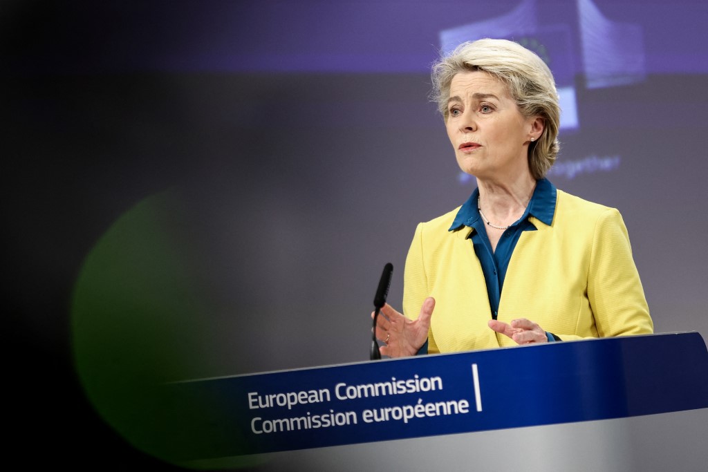 Глава Еврокомиссии призвала ЕС не возвращаться к «грязной» энергии