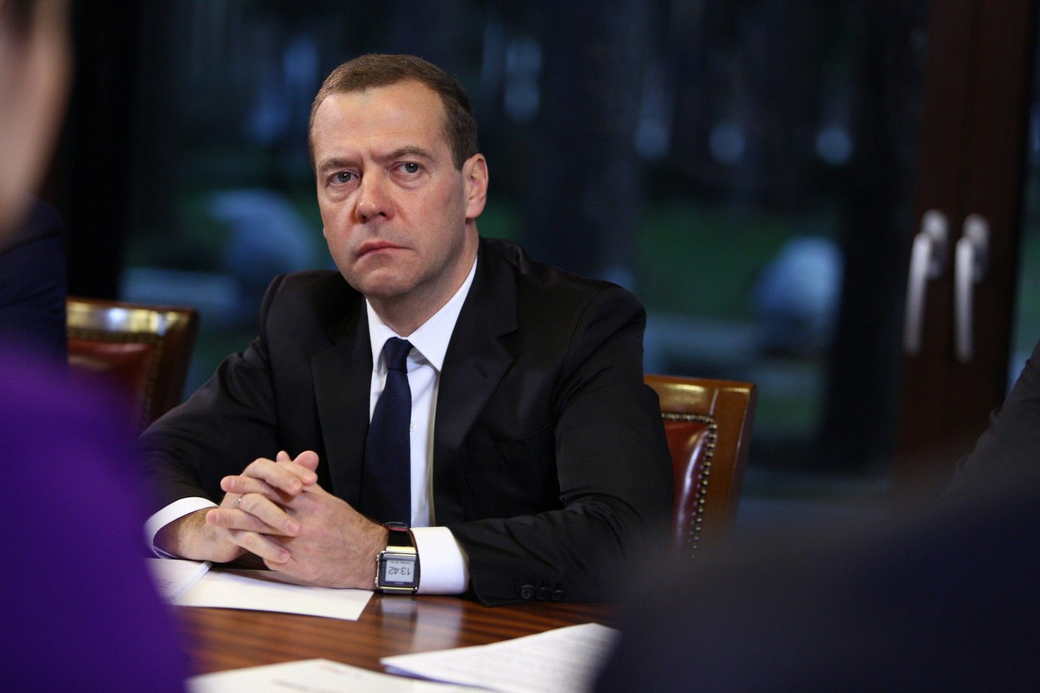 Медведев ответил на заявление Бербок об использовании голода в качестве оружия