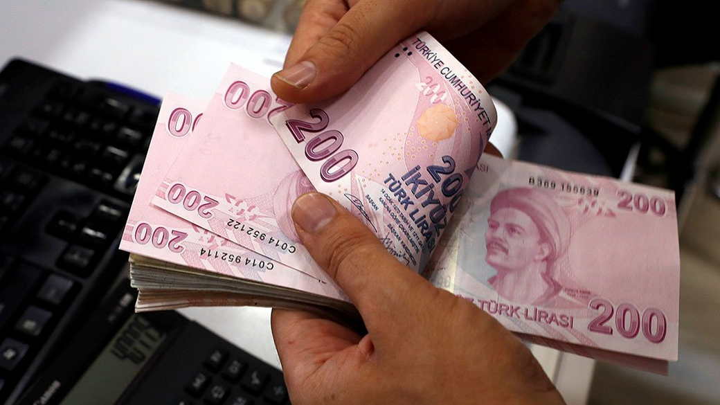 Bloomberg узнал о возможном отказе Турции от доллара при расчетах за газ