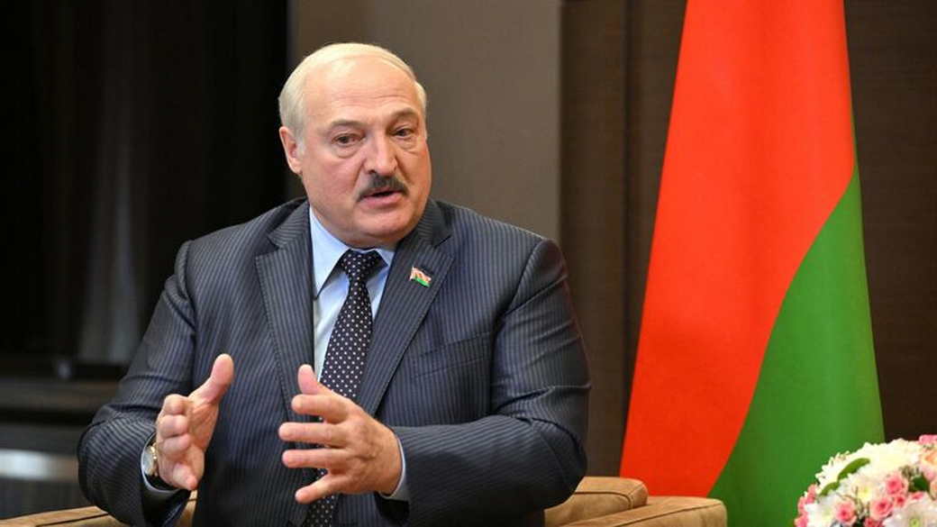 Белоруссия де-факто признала независимость ДНР и ЛНР, заявил Лукашенко