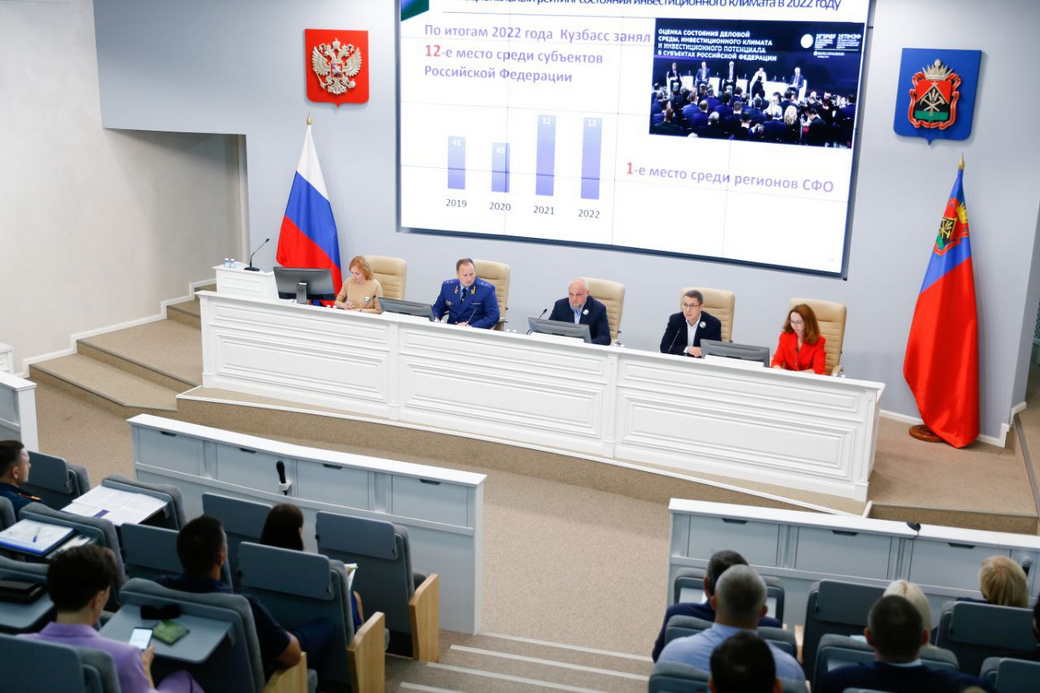 Сергей Цивилев поддержал проект по привлечению молодежи к истории семьи Сергей Цивилев поддержал проект по привлечению молодежи к истории семьи