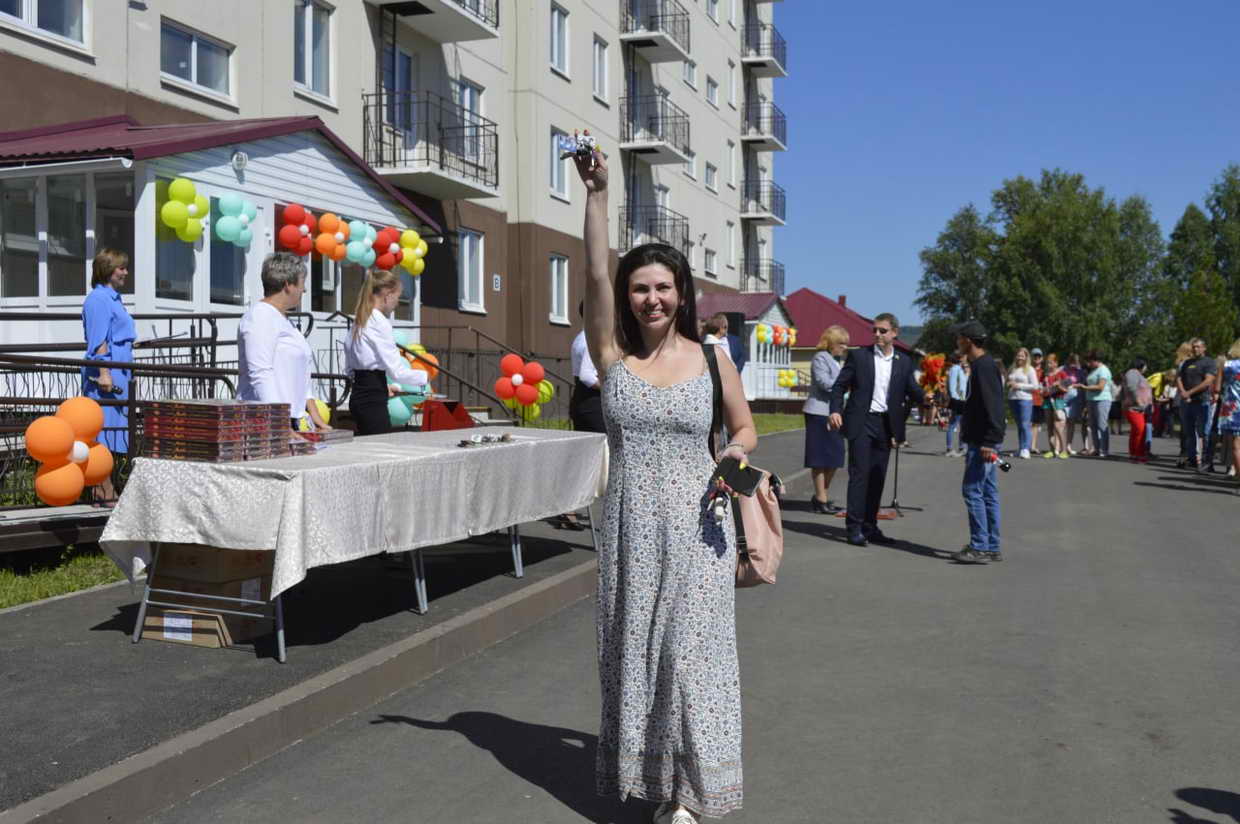 В КуZбассе еще 108 семей из льготных категорий граждан получили жилье
