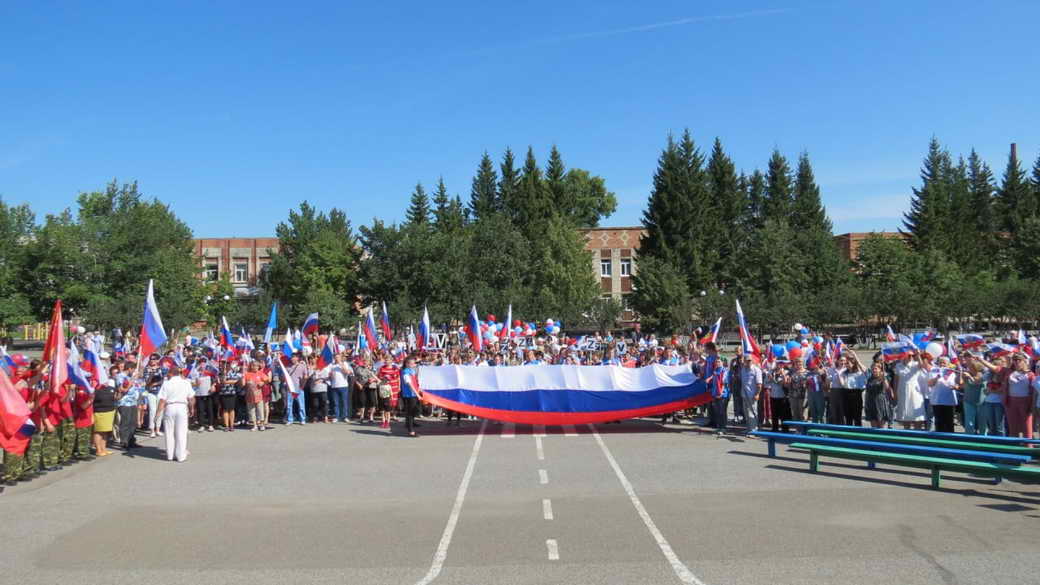 Кузбассовцы проводят акции в поддержку ДНР и спецоперации на Украине