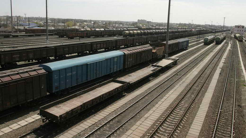 Путин подтвердил планы развития железнодорожных подходов к южным портам