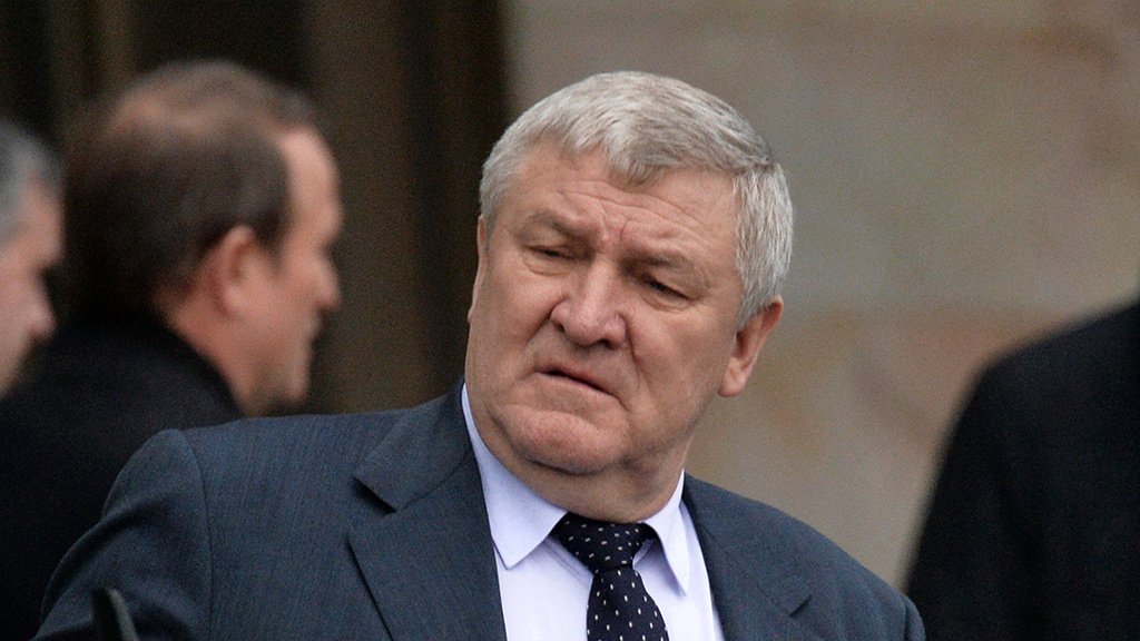 Экс-министра обороны Украины Ежеля заподозрили в госизмене