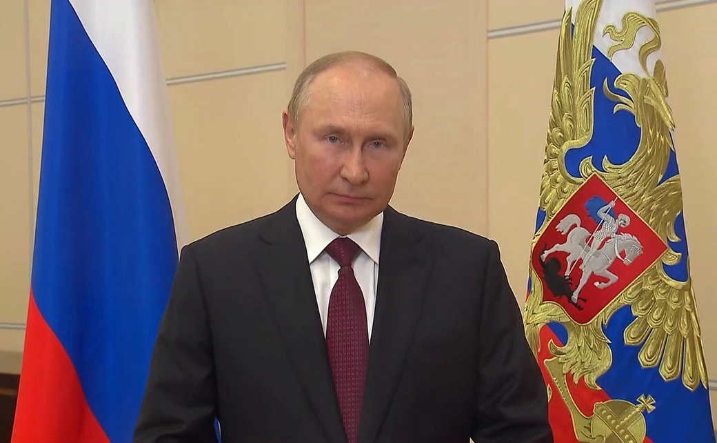 Обращение Владимира Путина по случаю Дня Государственного флага России
