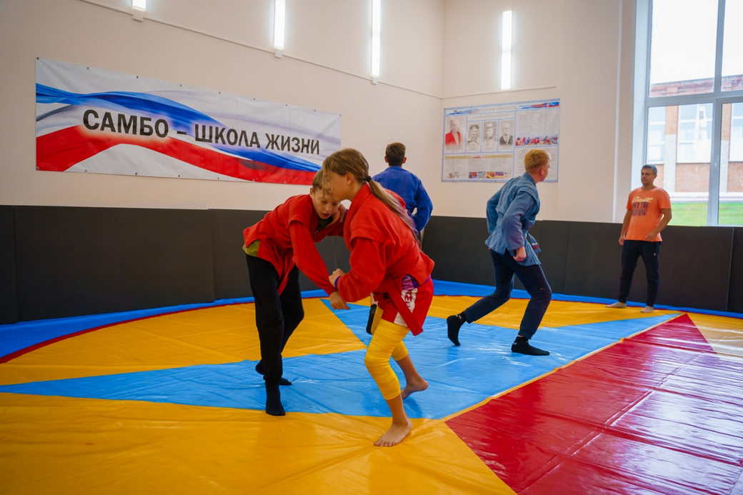 В расписании учеников юргинской школы №15 появился урок самообороны
