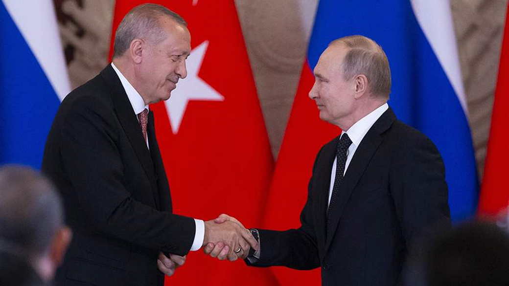 Эрдоган в телефонном разговоре с Путиным полностью поддержал руководство России