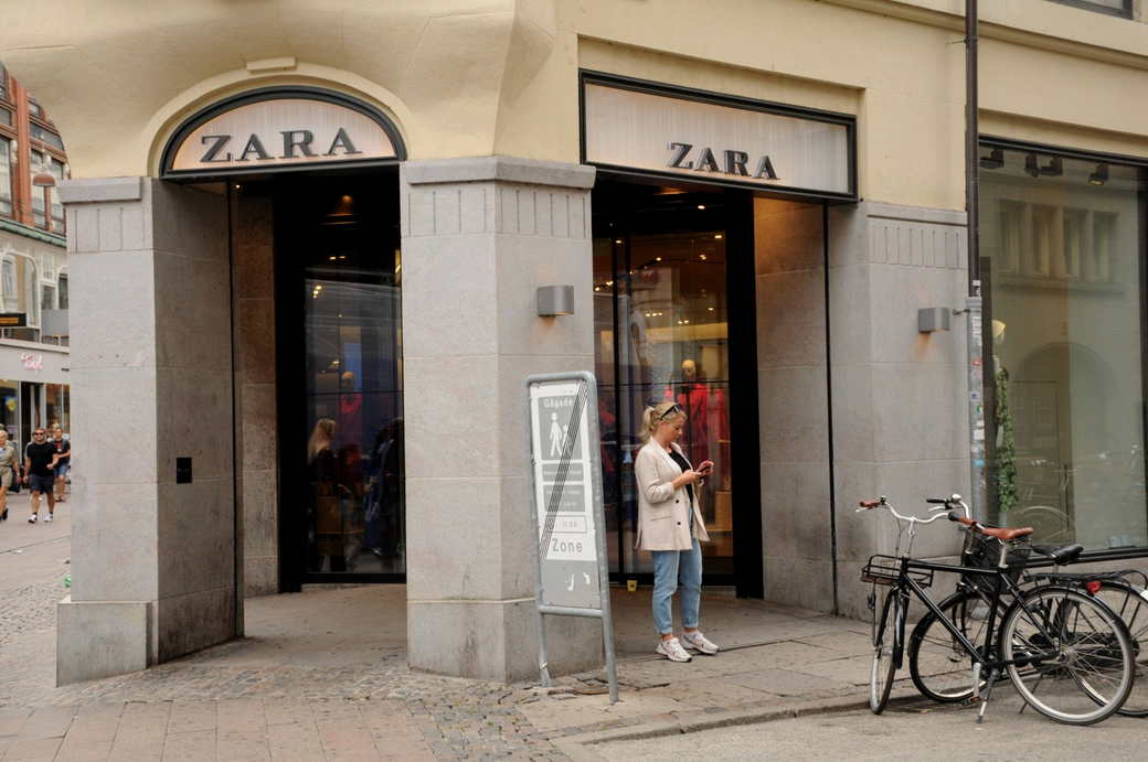 Названы сроки открытия магазинов Zara в России