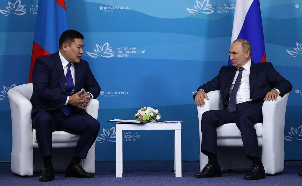 Встреча Владимира Путина с Премьер-министром Монголии Лувсаннамсрайн Оюун-Эрдэнэ Встреча Владимира Путина с Премьер-министром Монголии Лувсаннамсрайн Оюун-Эрдэнэ