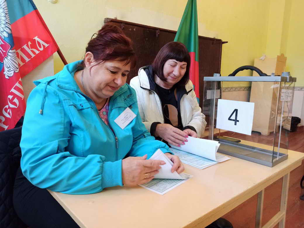 В КуZбассе завершилось голосование на референдумах по вопросу вхождения в состав России ЛНР, ДНР, а также Запорожской и Херсонской областей