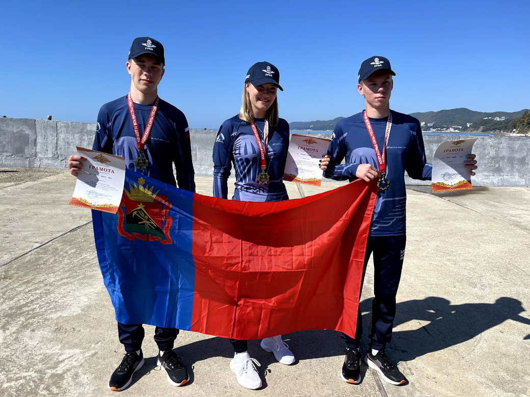 Кузбасские парашютисты стали призерами соревнований по парашютному спорту