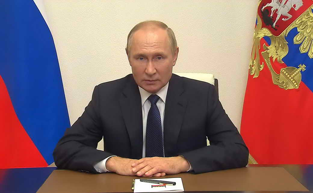 Президент России Владимир Путин направил поздравление участникам и гостям торжественной церемонии открытия Мемориала Воину-Освободителю