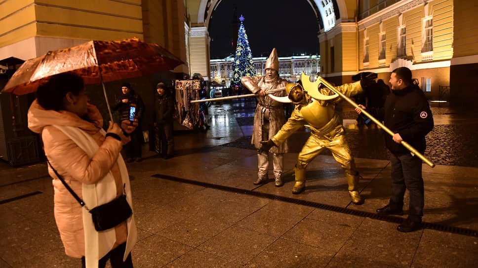 Россияне начали бронировать новогодние туры внутри страны