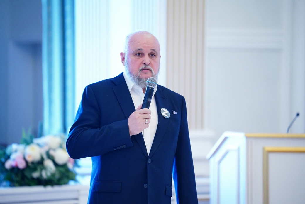 Сергей Цивилев провел прием, посвященный Международному дню инвалидов