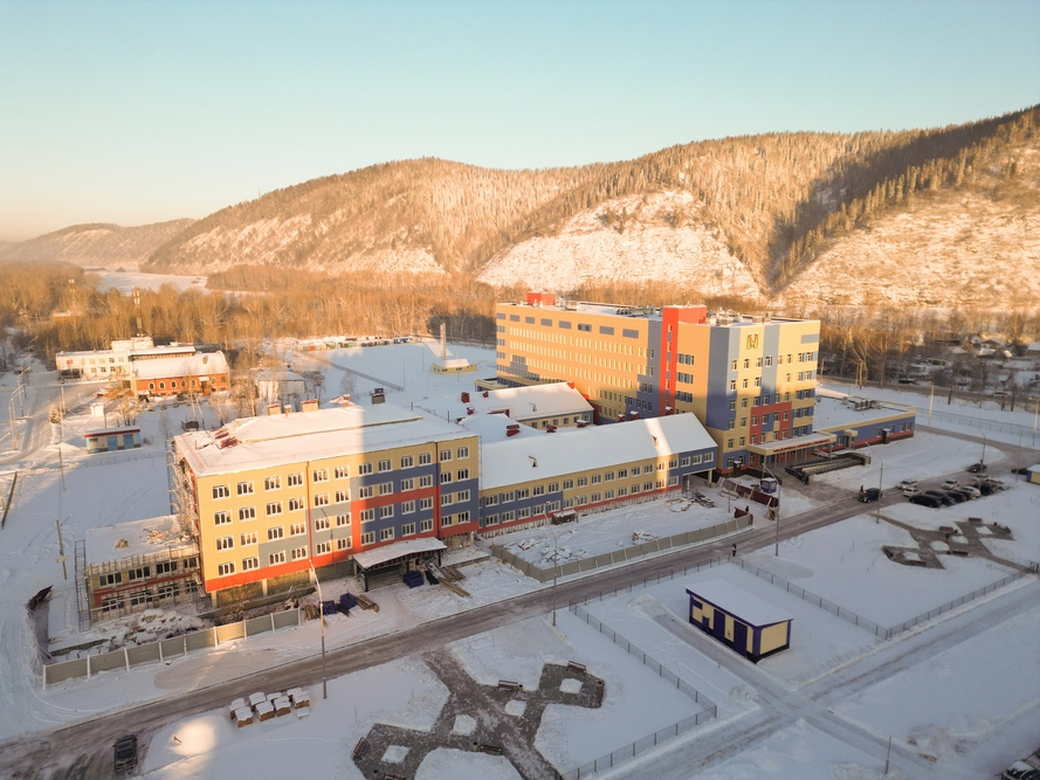 Гбуз междуреченская городская больница. Новая больница в Междуреченске. Многопрофильная больница в между. Многопрофильная больница Междуреченск. Междуреченский многофункциональная больница.