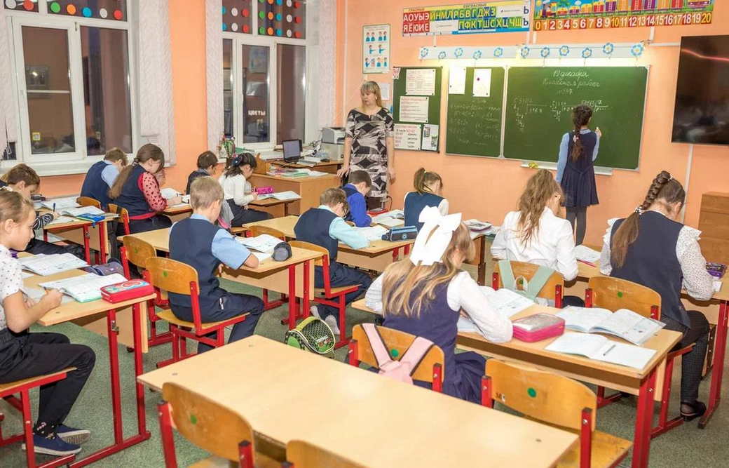 По поручению губернатора Сергея Цивилева в регионе прошли выездные проверки температурного режима в школах