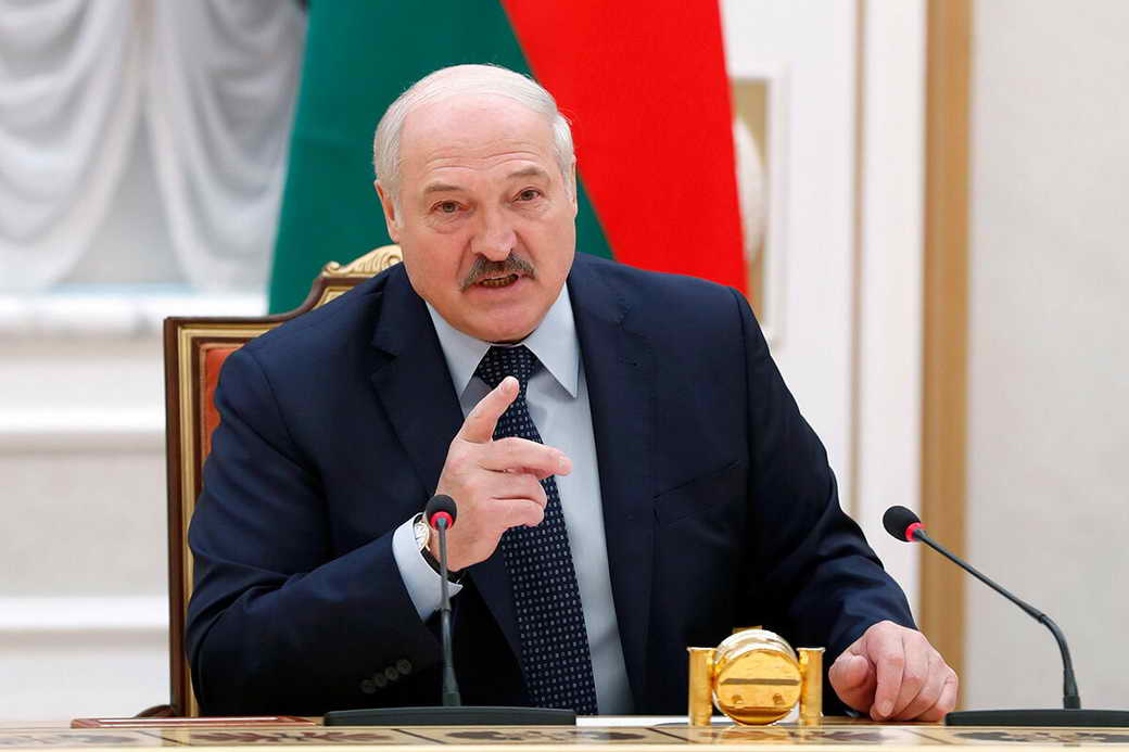 Лукашенко призвал власти сделать шаг навстречу уехавшим оппозиционерам