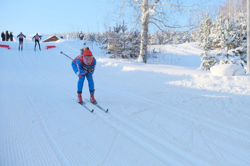 В Кемерове стартовали межрегиональные соревнования по лыжным гонкам