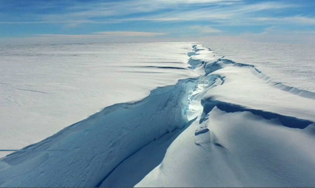 От шельфового ледника Антарктиды откололся айсберг размером с Лондон