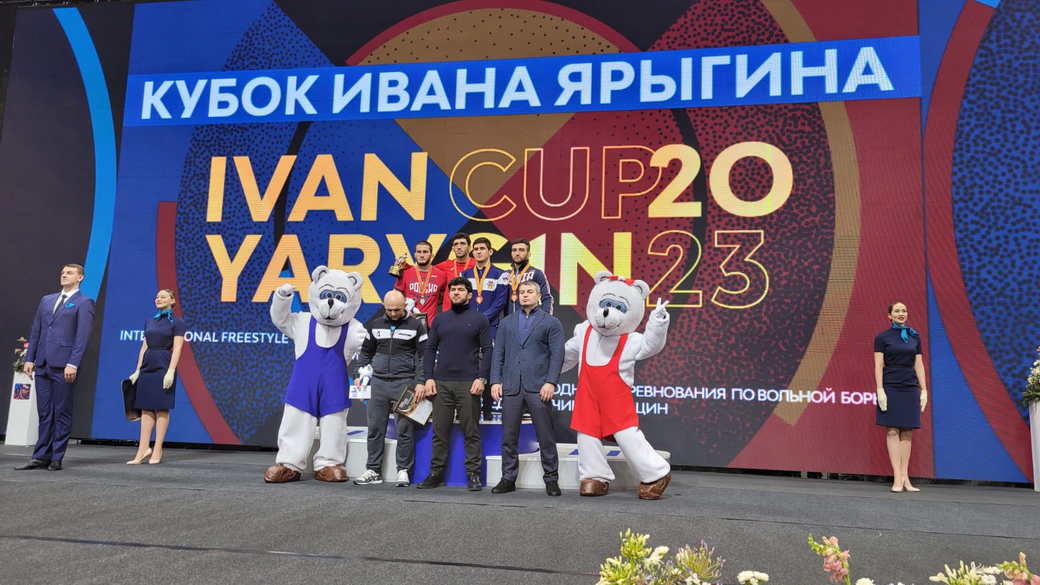 Кузбасские спортсмены завоевали 4 медали на международных соревнованиях по вольной борьбе