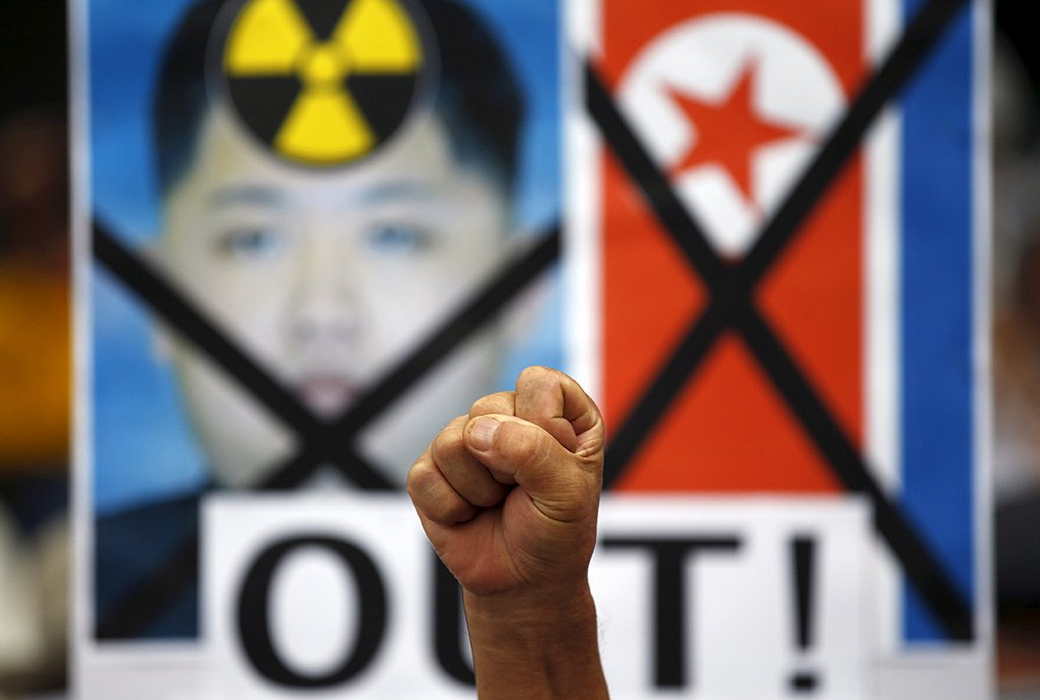 Глава Пентагона допустил применение ядерного оружия для защиты Южной Кореи