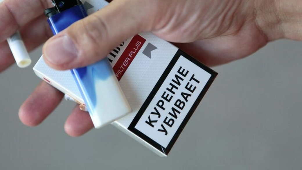Источник: в Госдуме обсуждают введение обезличенных пачек сигарет