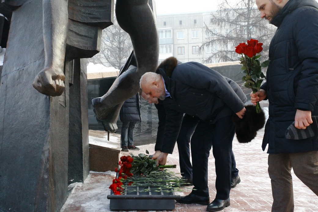 Сергей Цивилев почтил память погибших воинов – интернационалистов