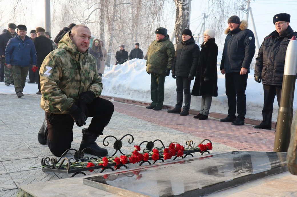 Сергей Цивилев почтил память погибших воинов – интернационалистов