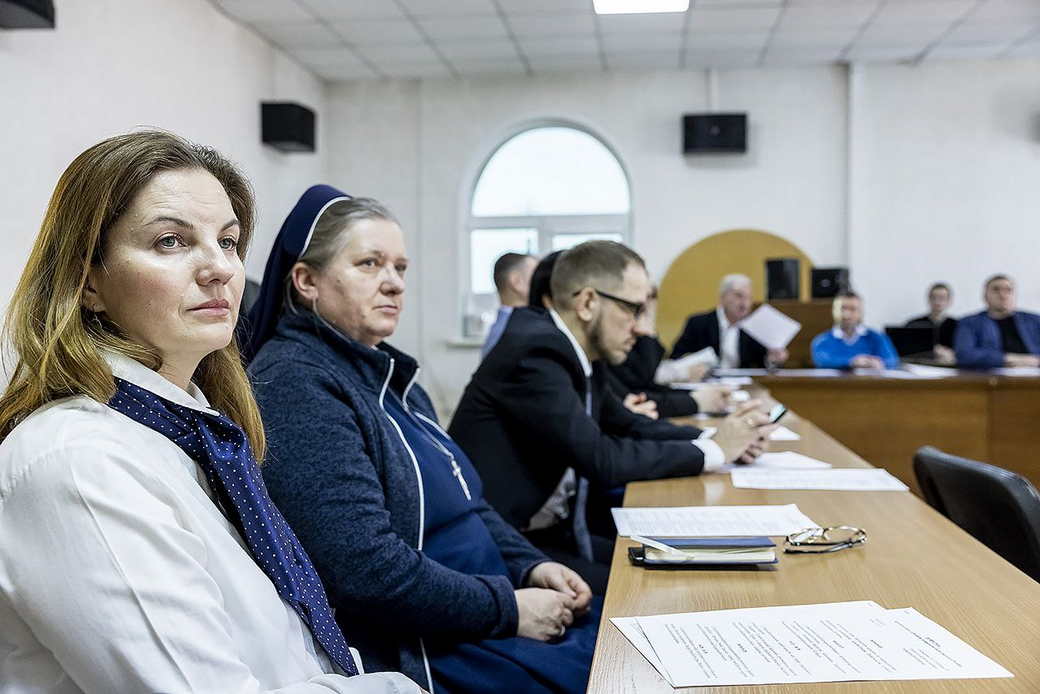 Развитие межрелигиозных связей обсудили за круглым столом в КуZбассе Развитие межрелигиозных связей обсудили за круглым столом в КуZбассе