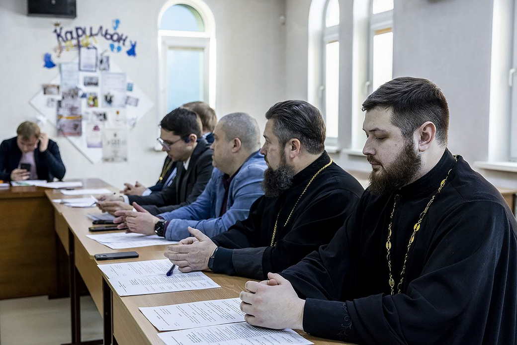 Развитие межрелигиозных связей обсудили за круглым столом в КуZбассе Развитие межрелигиозных связей обсудили за круглым столом в КуZбассе