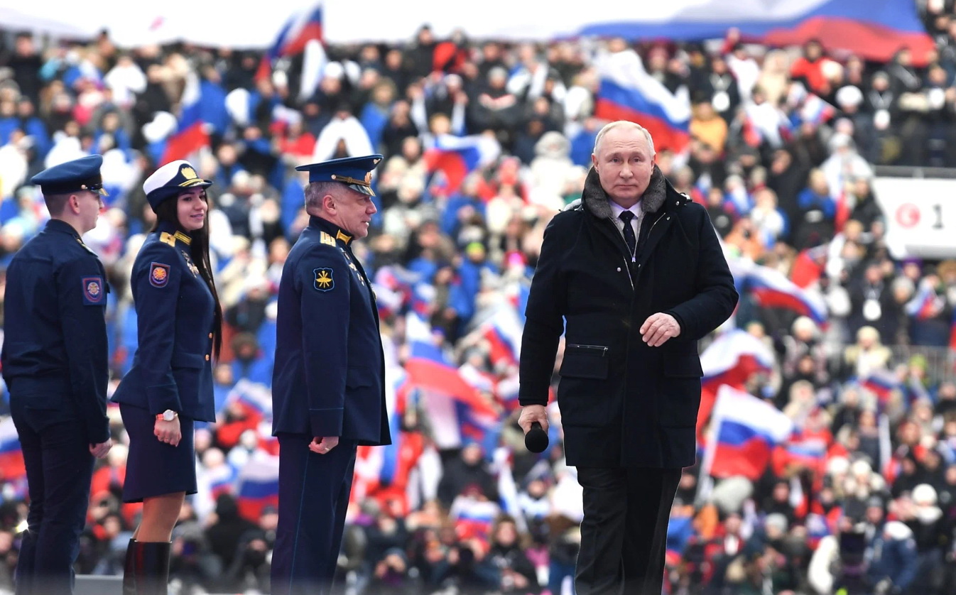«Когда мы вместе, нам нет равных». Путин выступил на митинге в «Лужниках»