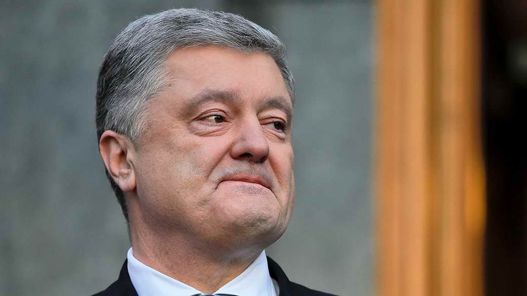 Арестович увидел попытки Порошенко обвинить Зеленского в начале конфликта