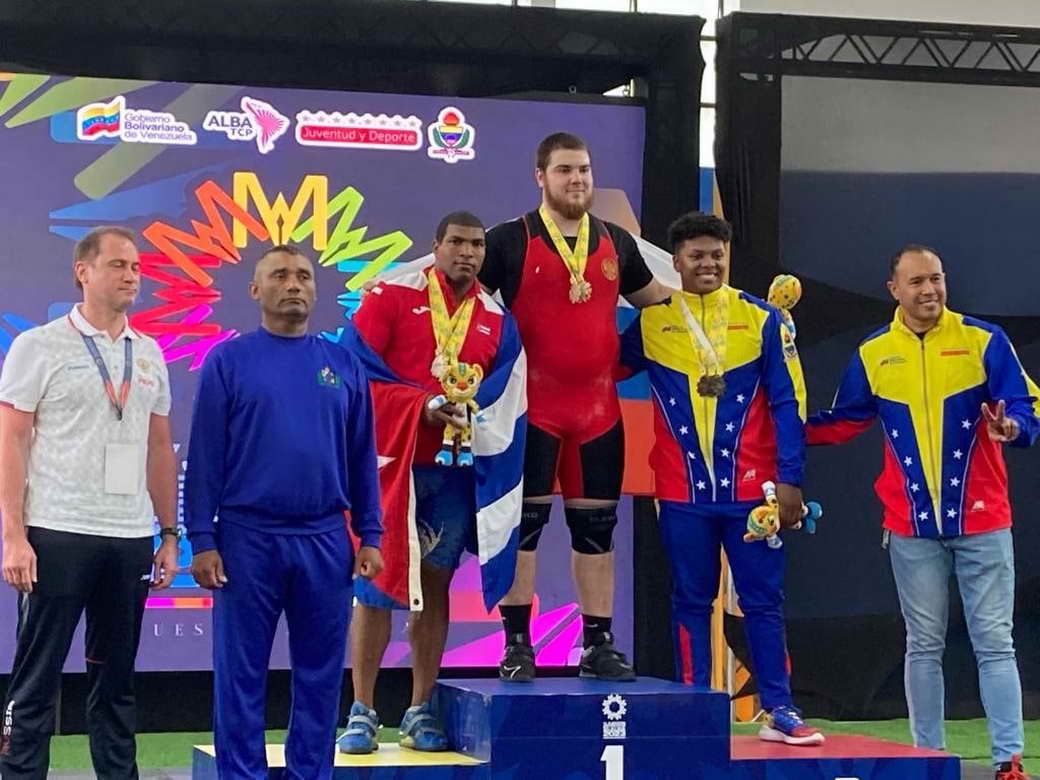 Две золотые медали завоевали кузбасские тяжелоатлеты на Боливарианских играх в Венесуэле