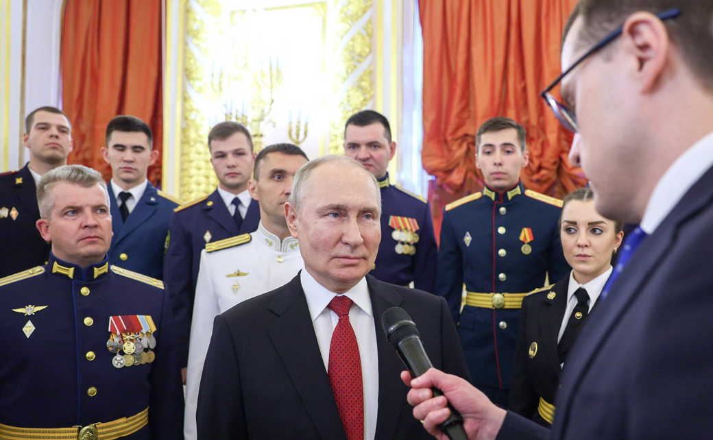 Владимир Путин: Ответ на вопрос журналиста о ситуации на фронте