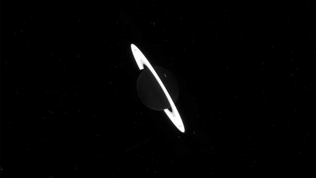 «Джеймс Уэбб» показал сияющие кольца Сатурна