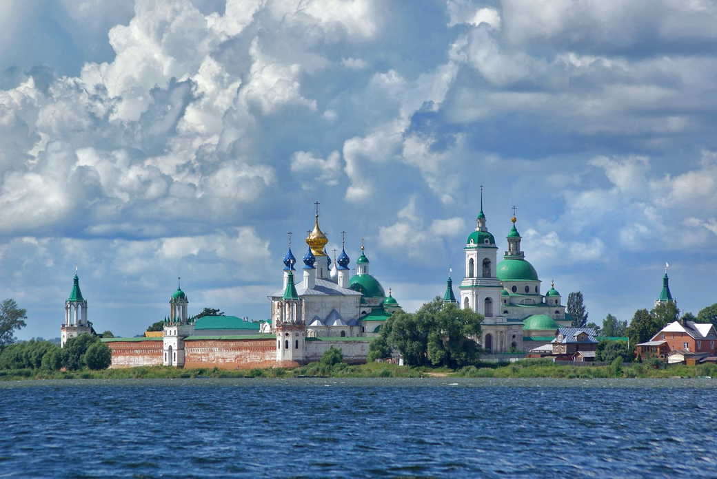 Ярославская область первой в стране ввела штраф за плевки
