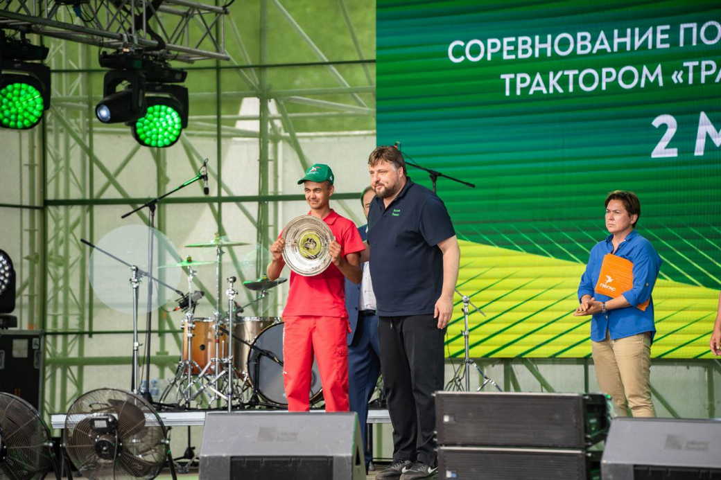 Механизатор из КуZбасса вошел в число лучших трактористов России