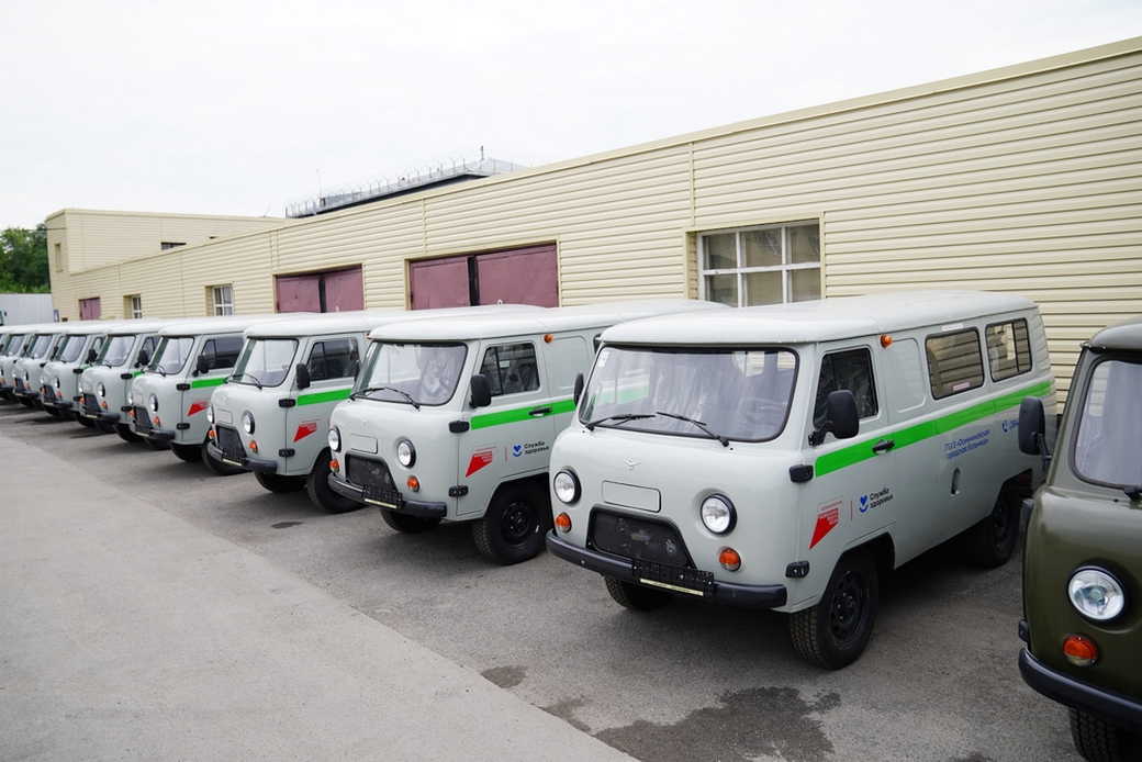 Медицинские учреждения КуZбасса получили 24 новых автомобиля