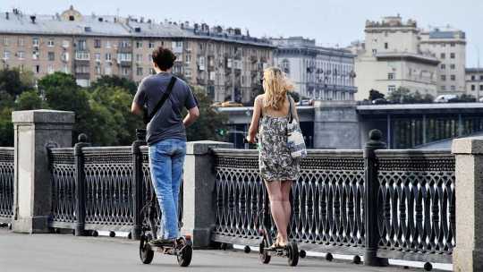 Госдума одобрила штраф в 30 тыс. рублей для самокатчиков